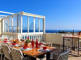 Villa With Heated Pool