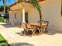 Villa With Heated Pool
