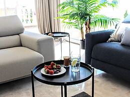 Villa With Heated Pool