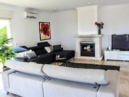 Villa With Heated Pool