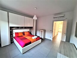Holiday Home in Leonforte With Private Pool
