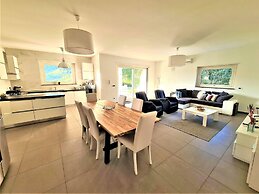 Holiday Home in Leonforte With Private Pool