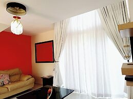 Apartment Sleeps 2 With Queen Bed