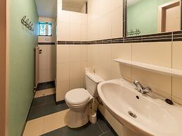 Spacious Group Stay in Wanne