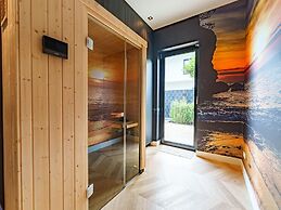 Beautiful Water Villa Near Harderwijk
