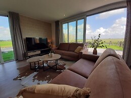 Villa in Leons by Frisian Lake District