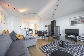 Apartment With two Terraces and sea View