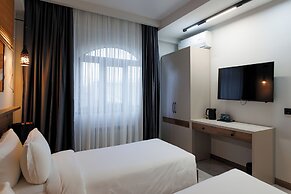 Hotel 28