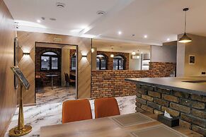 Hotel 28