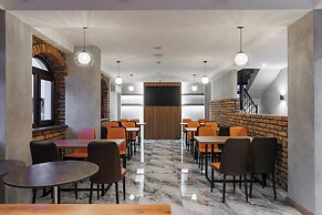 Hotel 28