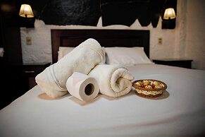 KW HOTEL