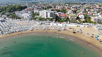 Bajamar Beach Hotel