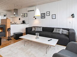4 Person Holiday Park Home in Vaeggerlose