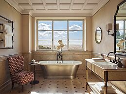 Collegio alla Querce, Auberge Collection