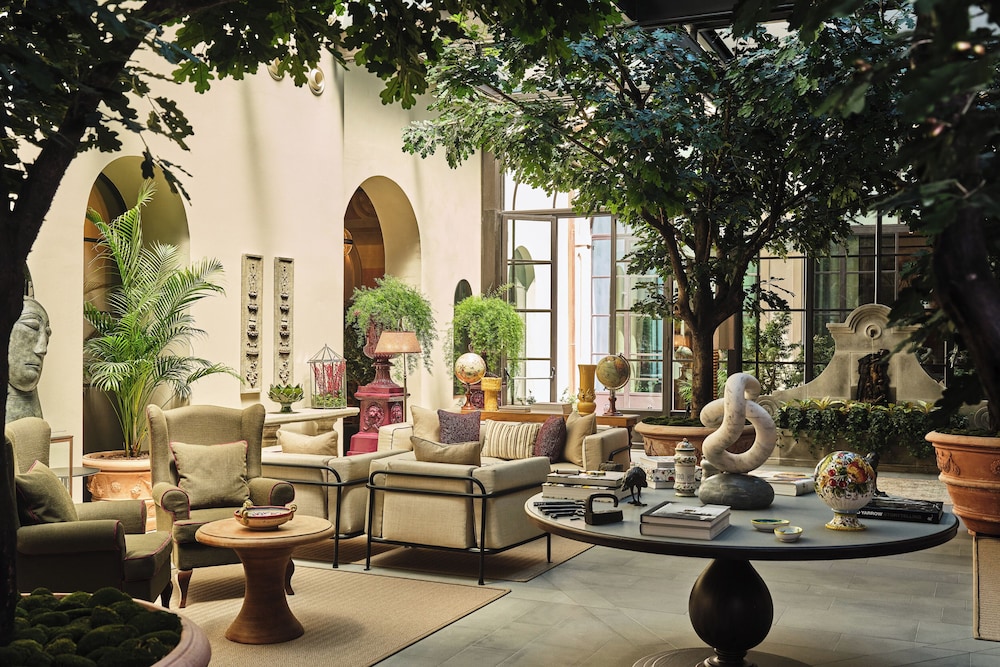 Collegio alla Querce, Auberge Collection