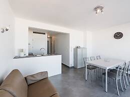 Apartment on Sea Wall With Stunning Views