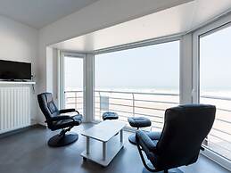 Apartment on Sea Wall With Stunning Views