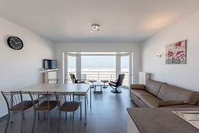 Apartment on Sea Wall With Stunning Views