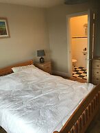 Comfortable Baltimore Home With Modern Amenities Ideal for Families