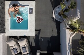 Aja Retreat Luxury Suites
