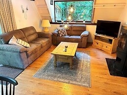 Lanaken Luxe Garden Retreat