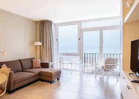Apartment on Belgian Coast With Sea Views