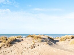 Apartment Near Oostduinkerke Nature Reserve