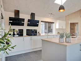 5 Star Holiday Home in Grenaa