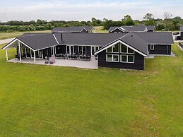 5 Star Holiday Home in Grenaa