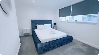 Charming 2-bed Apartment in Liverpool