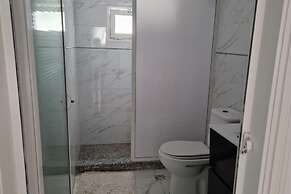 2 Bed Villa, Sleeps 4 - Garden, Wifi, Parking