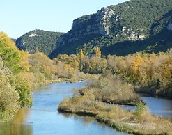 Studio in Greoux-les-bains Near Lakes