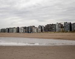 Apartment Near Dunes in Koksijde
