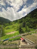 Uçan Pansiyon