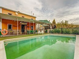Charming Villa With Private Pool