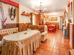 Charming Villa With Private Pool