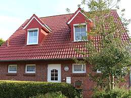 Wattloper Left Modern Retreat