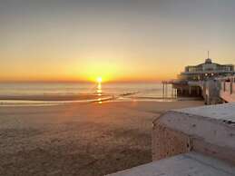 Coastal Stay Steps From Pier