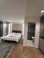 Executive Suites by Modern Living
