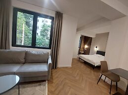 Executive Suites by Modern Living