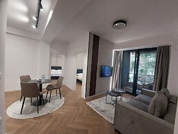 Executive Suites by Modern Living