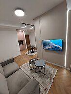 Executive Suites by Modern Living