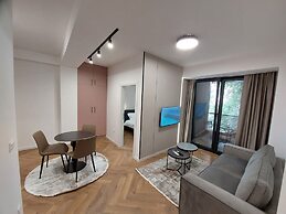 Executive Suites by Modern Living