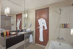 Holiday Inn & Suites Batangas Limapark by IHG