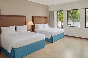 Holiday Inn & Suites Batangas Limapark by IHG