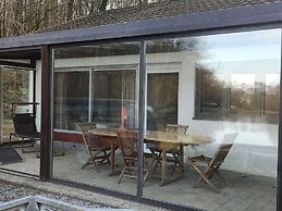 Nature Retreat by the Lakes