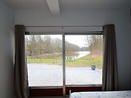 Nature Retreat by the Lakes