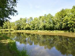 Nature Retreat by the Lakes