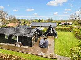 6 Person Holiday Home in Hemmet