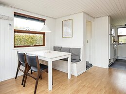 6 Person Holiday Home in Hemmet